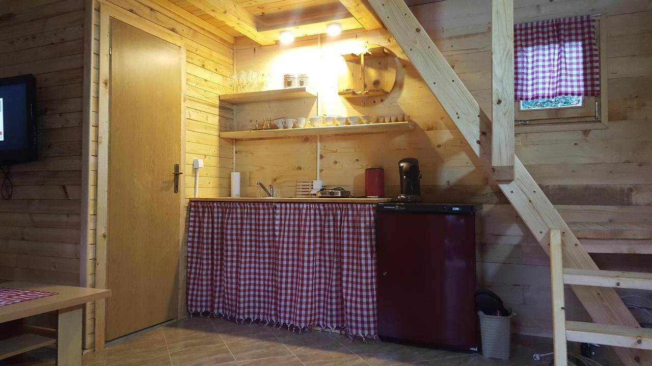 Vacation Home Sajra Kulen Vakuf Eksteriør bilde