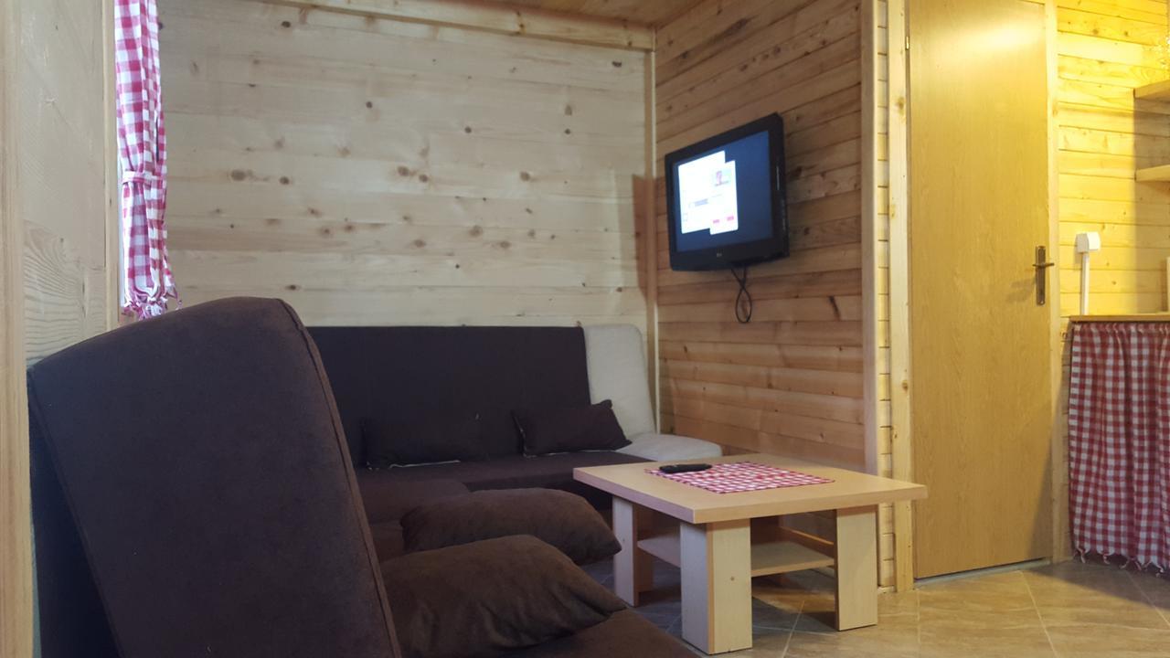 Vacation Home Sajra Kulen Vakuf Eksteriør bilde