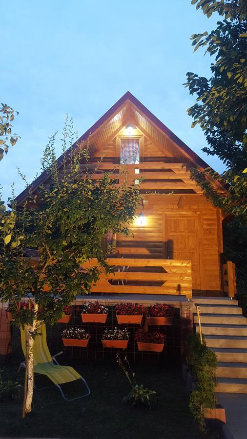 Vacation Home Sajra Kulen Vakuf Eksteriør bilde